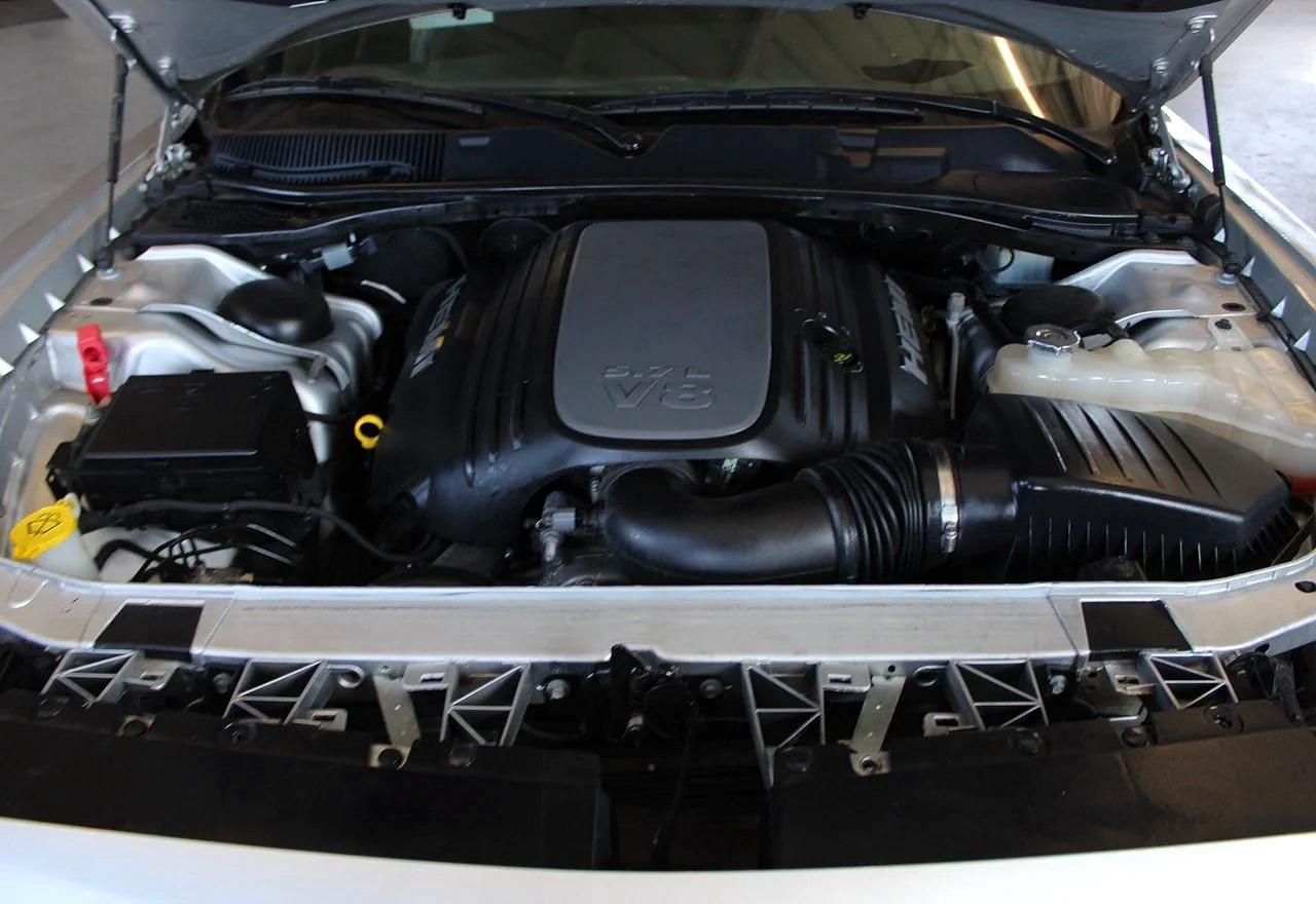 Dodge Challenger R