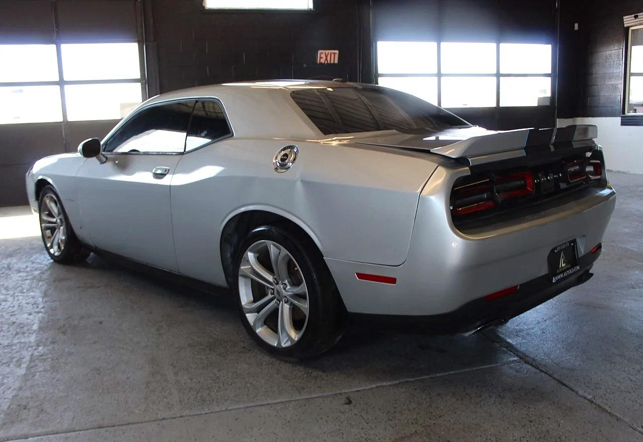 Dodge Challenger R