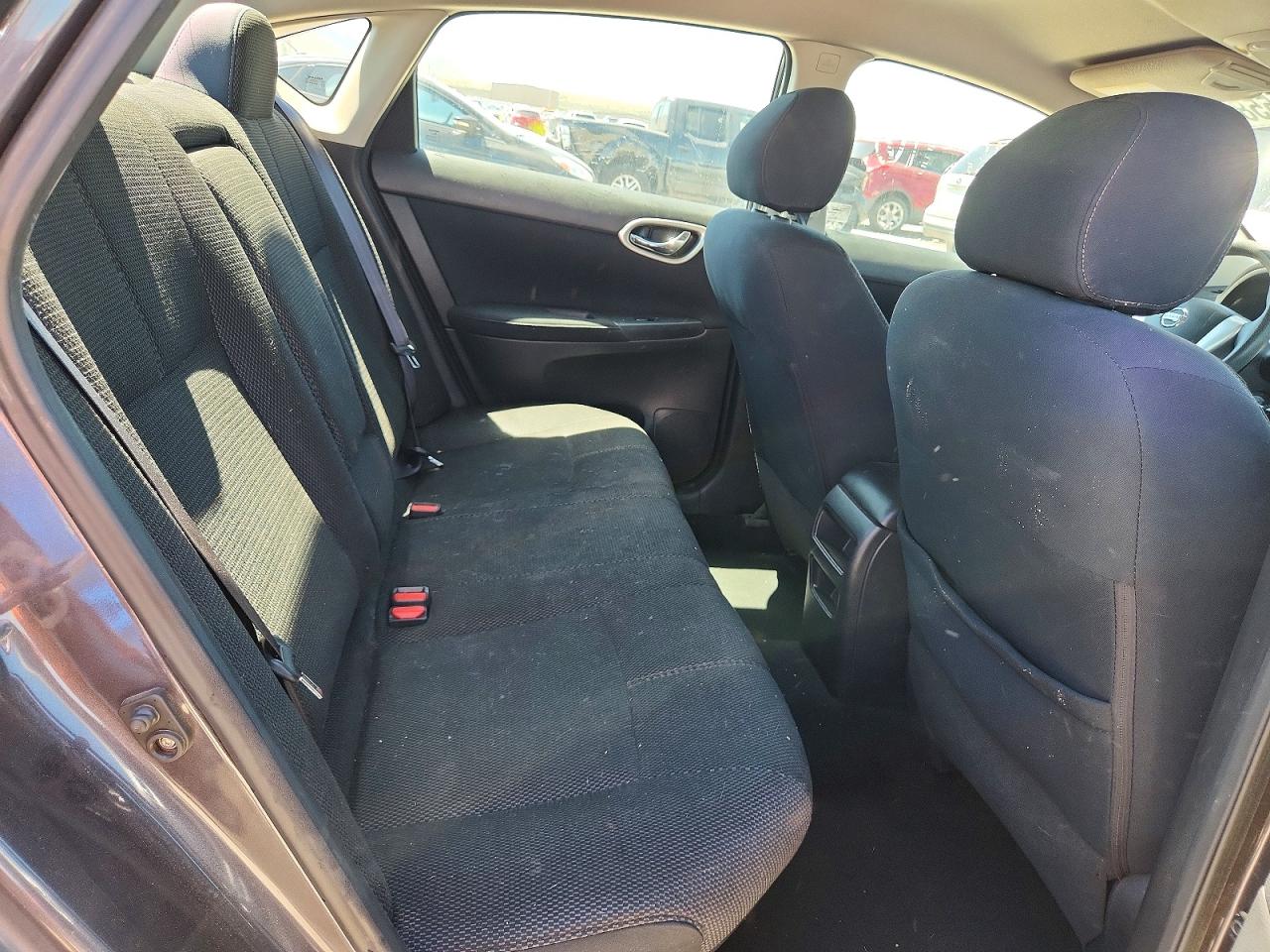 Nissan Sentra S