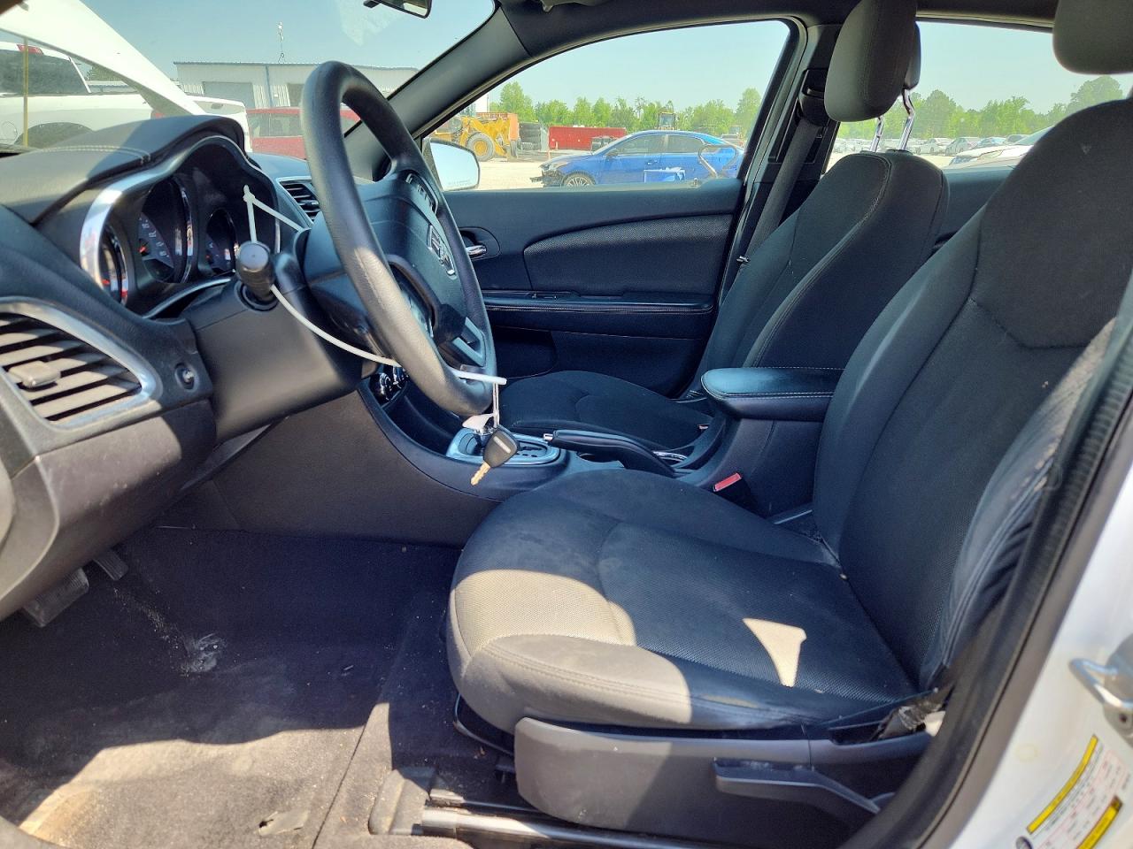 Dodge Avenger Se