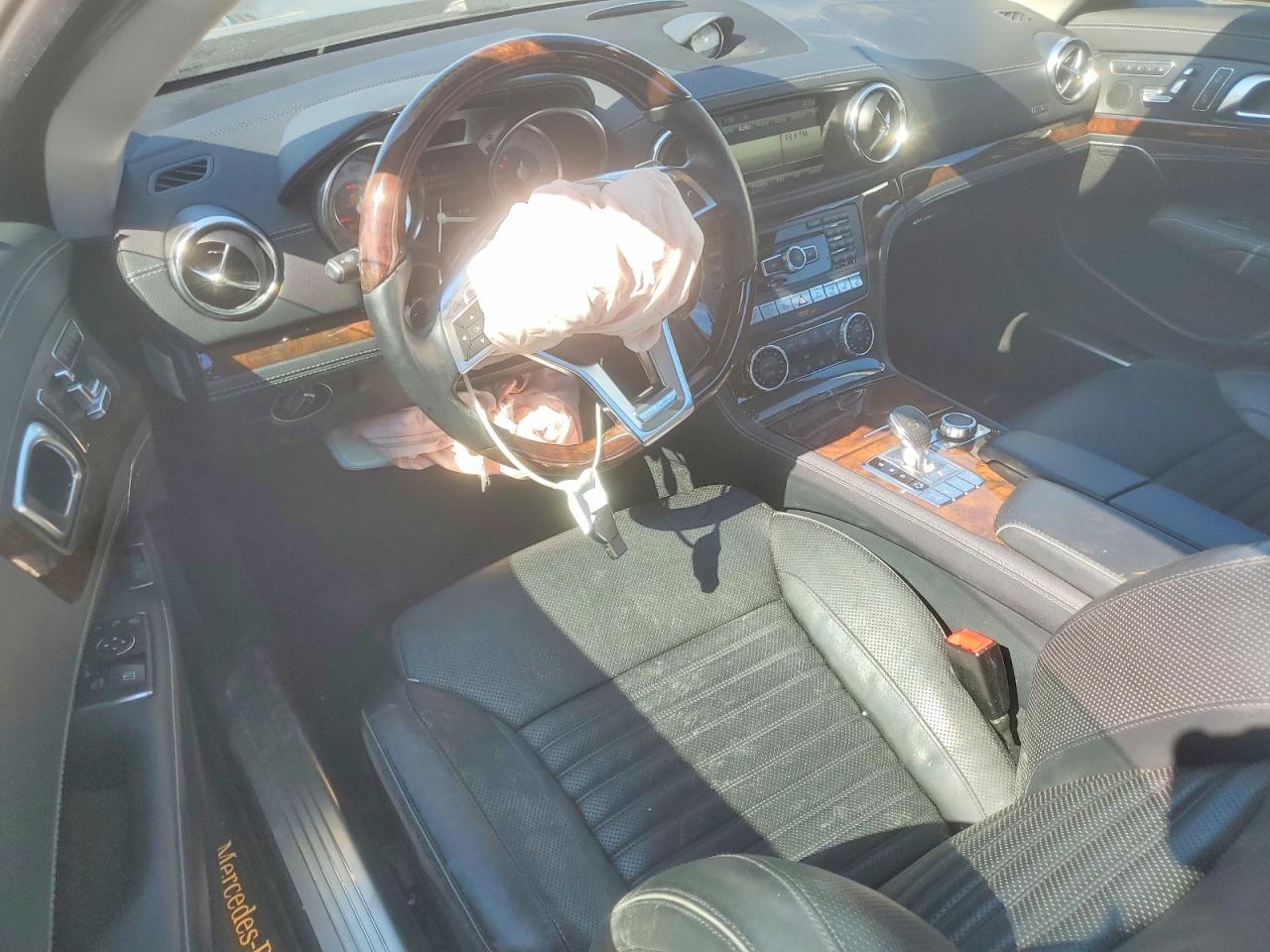 Mercedes-Benz S-Class 550