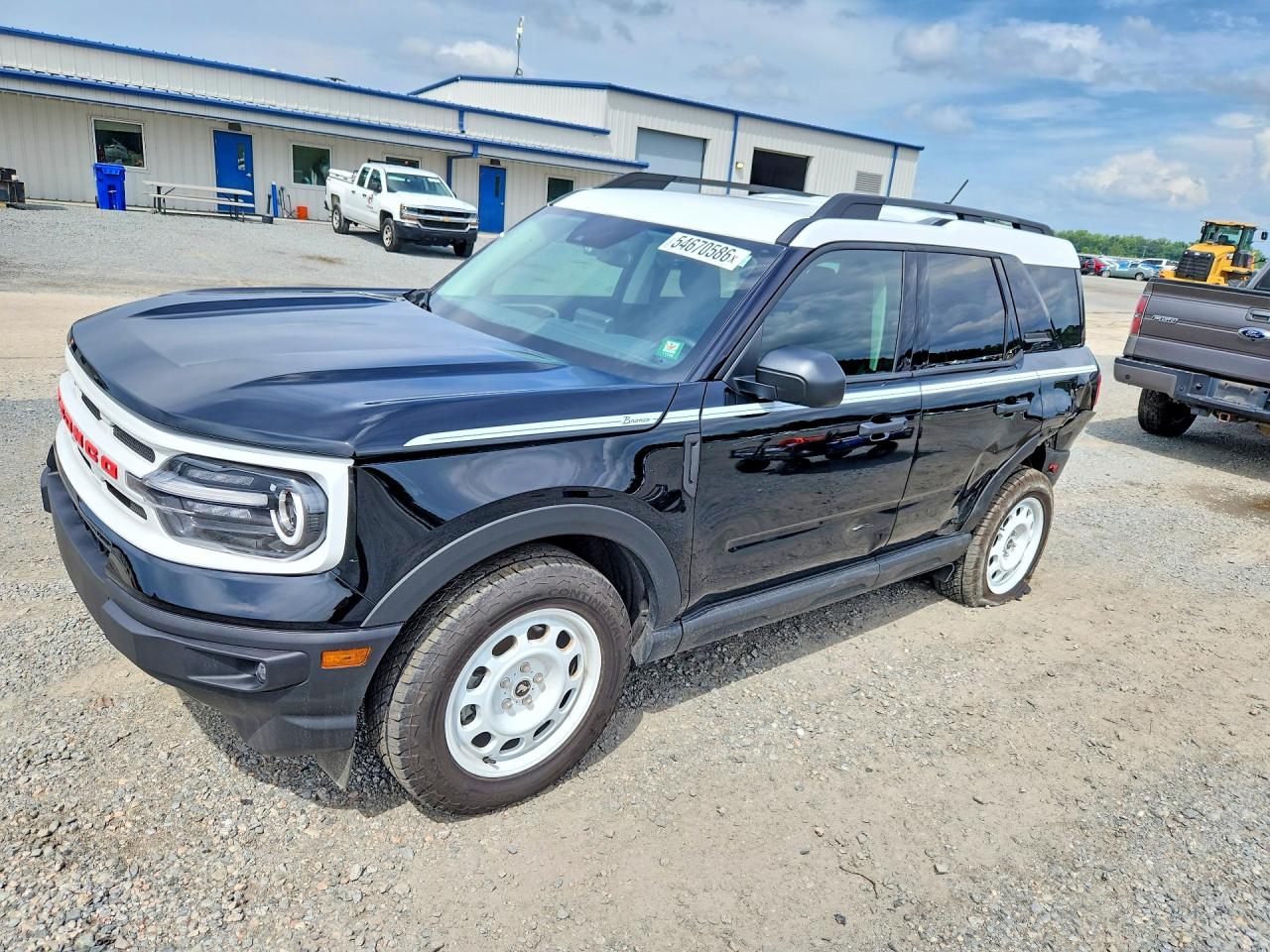 Salvage Ford Bronco Image