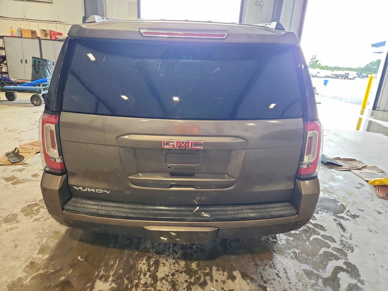 GMC Yukon Sle