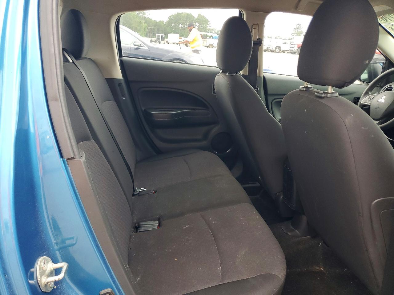 Mitsubishi Mirage Es