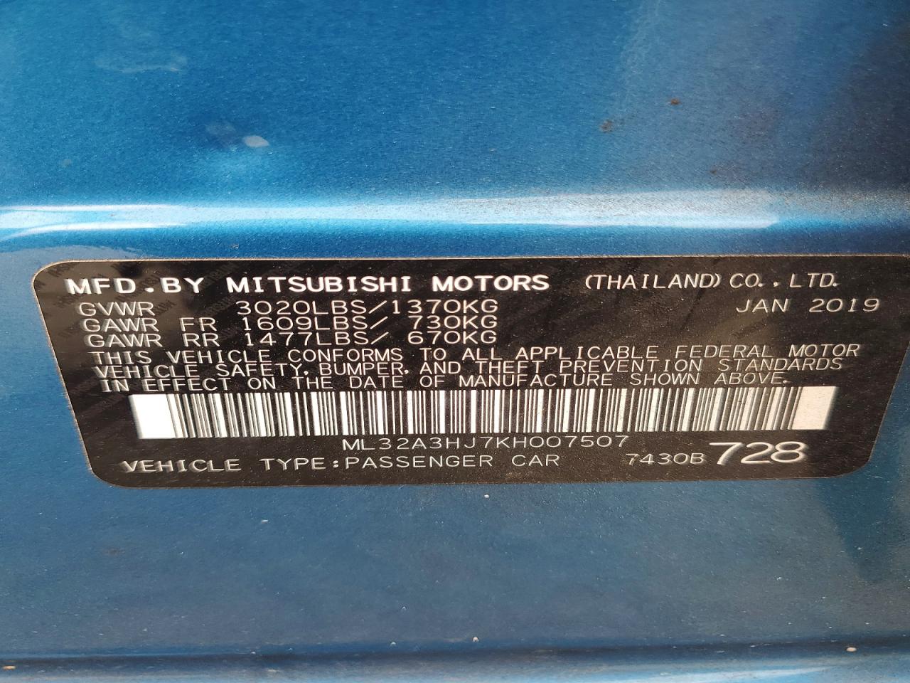 Mitsubishi Mirage Es