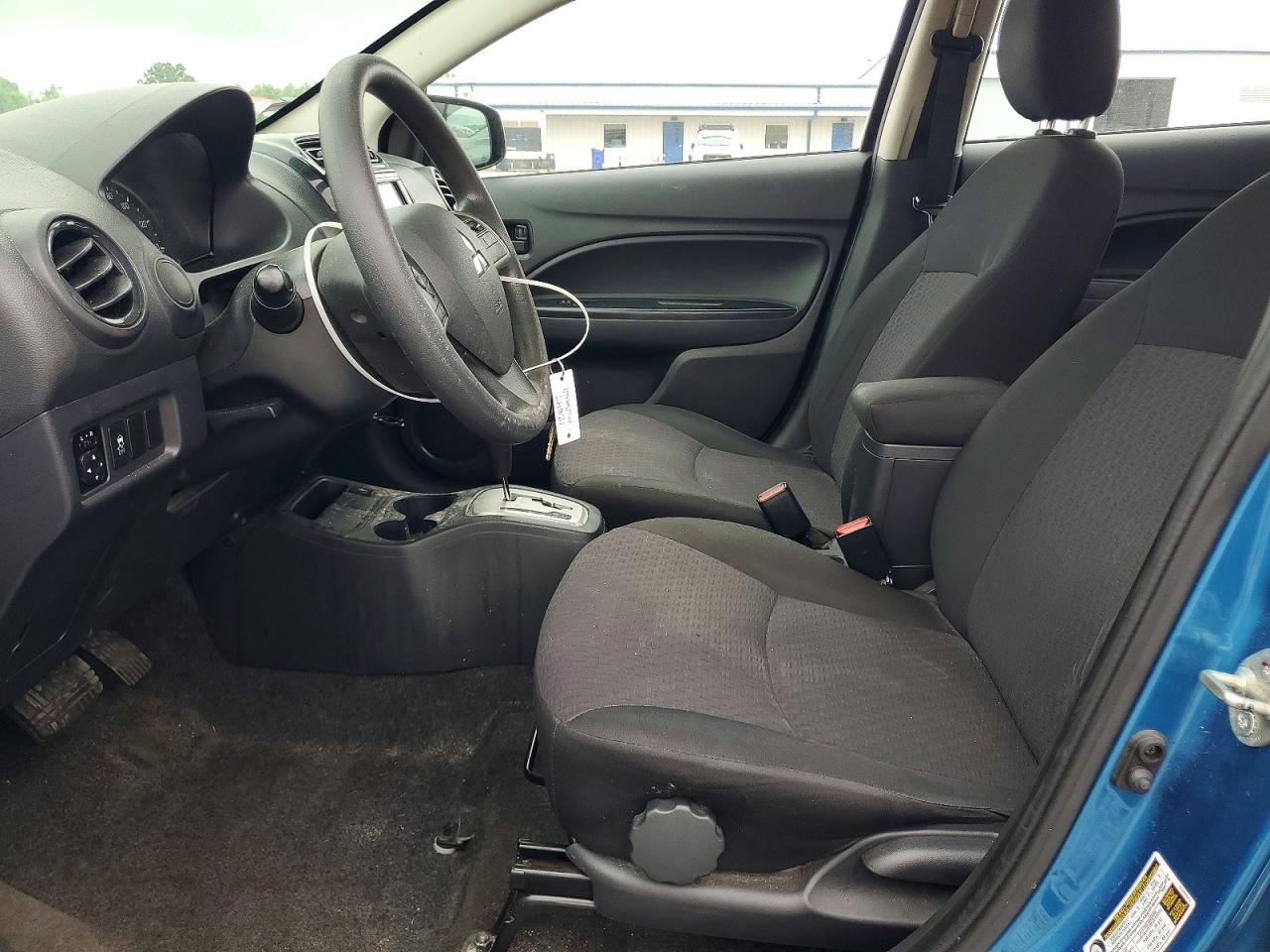 Mitsubishi Mirage Es