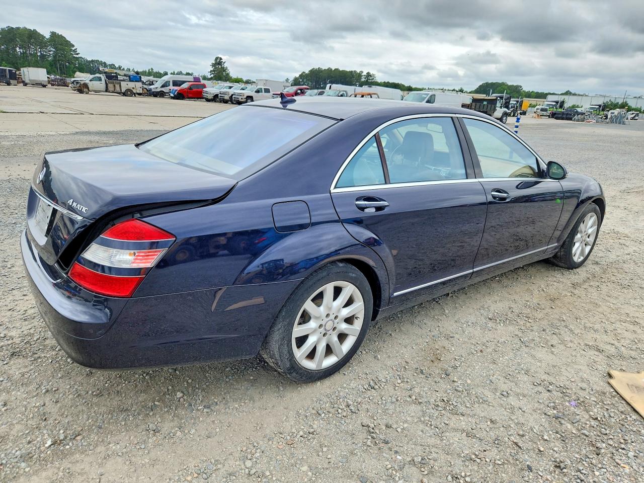 Mercedes-Benz S-Class 550 4matic