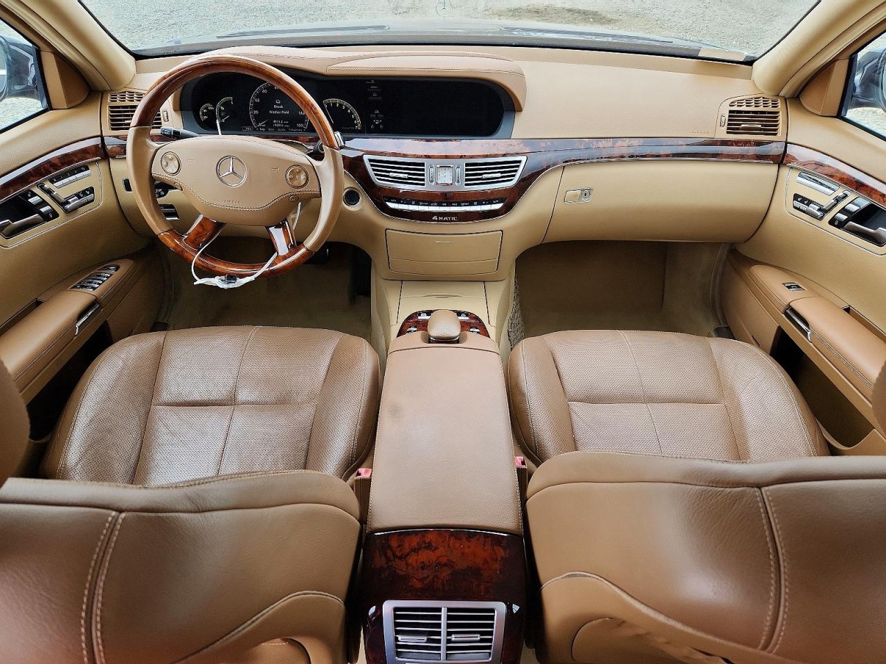 Mercedes-Benz S-Class 550 4matic