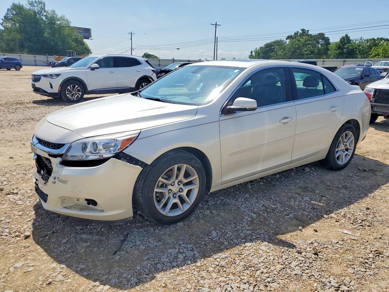 Salvage Chevrolet Malibu Image