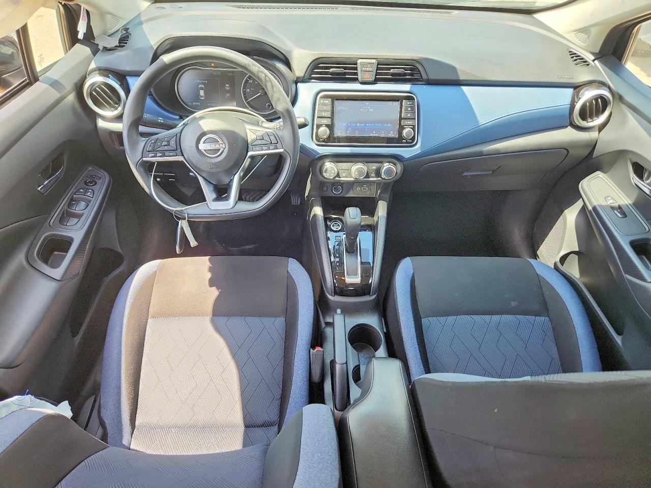 Nissan Versa Sv
