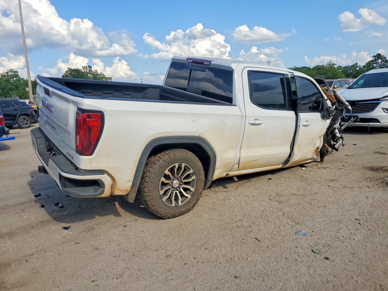 GMC Sierra K1500 At4
