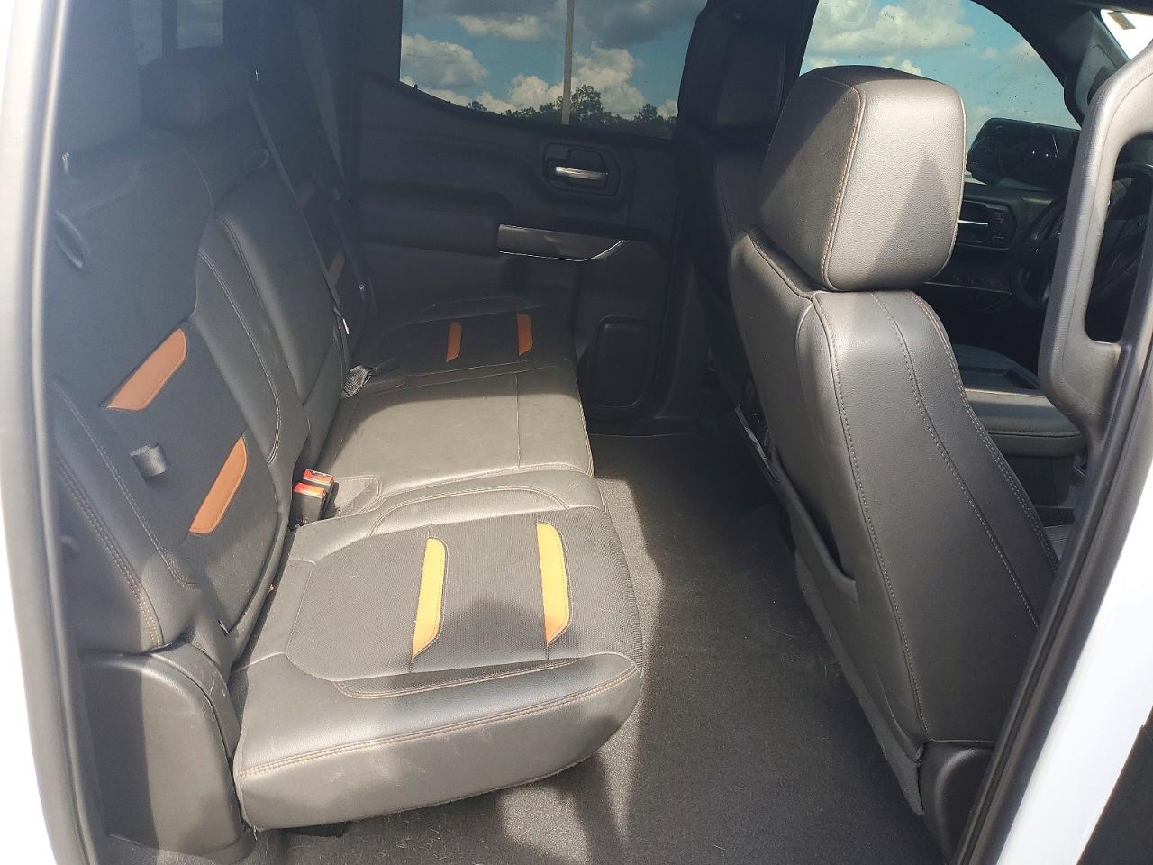 GMC Sierra K1500 At4