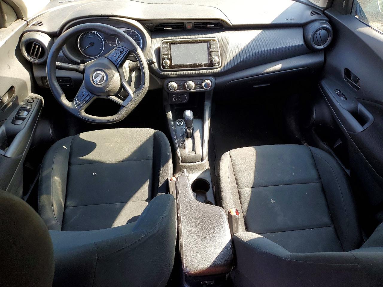 Nissan Kicks S