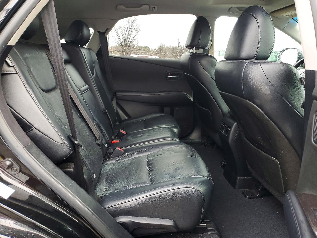Lexus RX Base