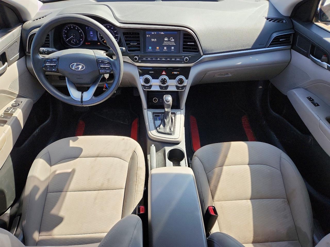 Hyundai ELANTRA Sel