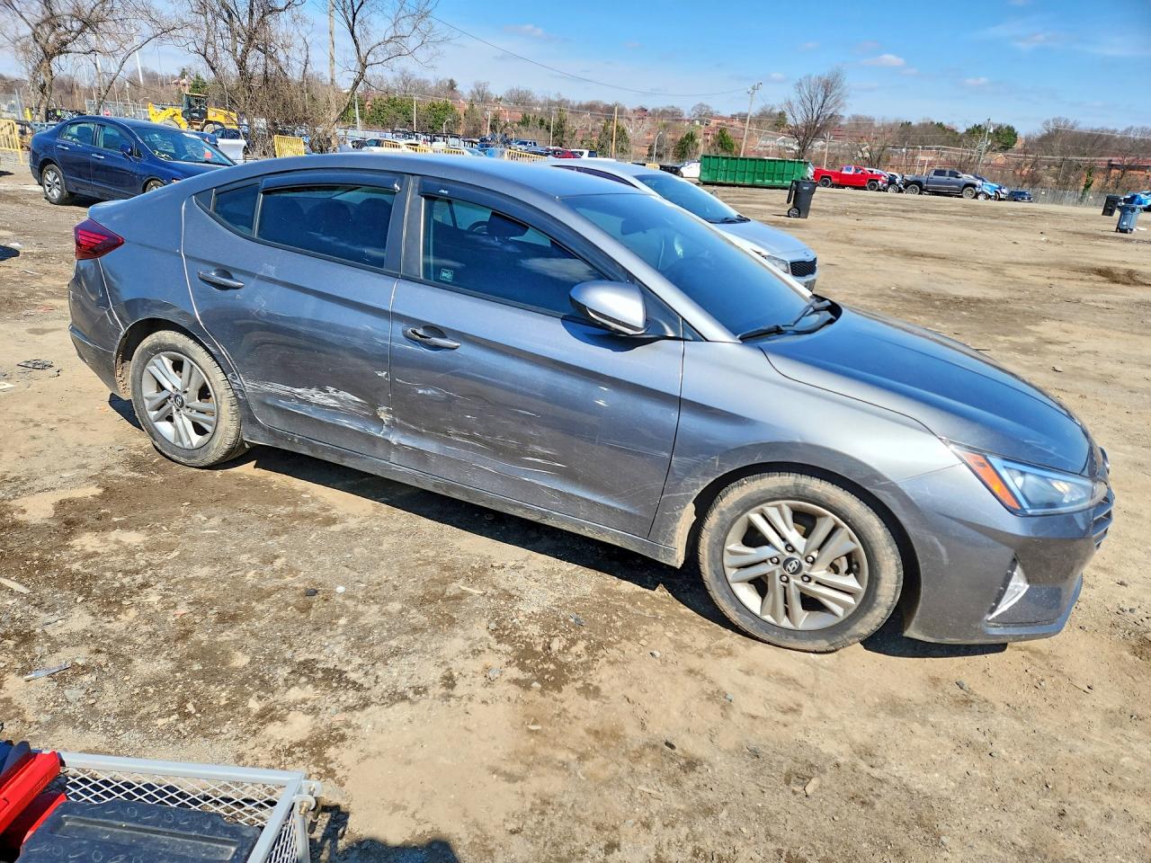 Hyundai ELANTRA Sel