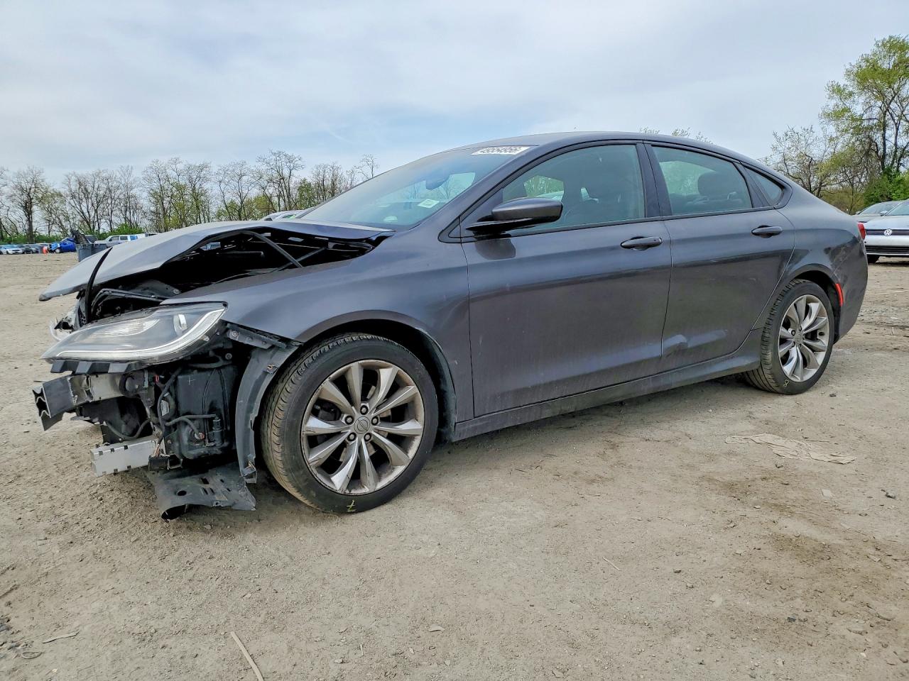 Salvage Chrysler 200 Image