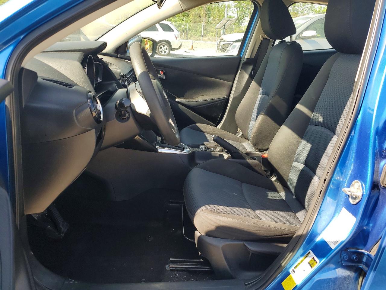 Toyota Yaris Base