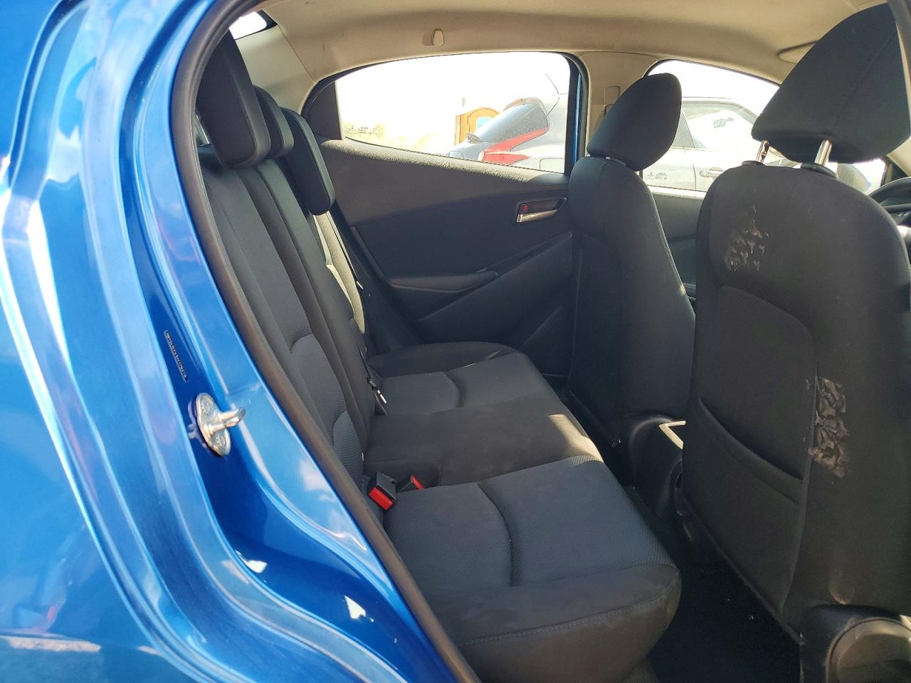 Toyota Yaris Base