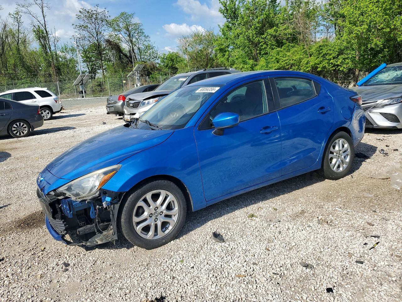Salvage Toyota Yaris Image