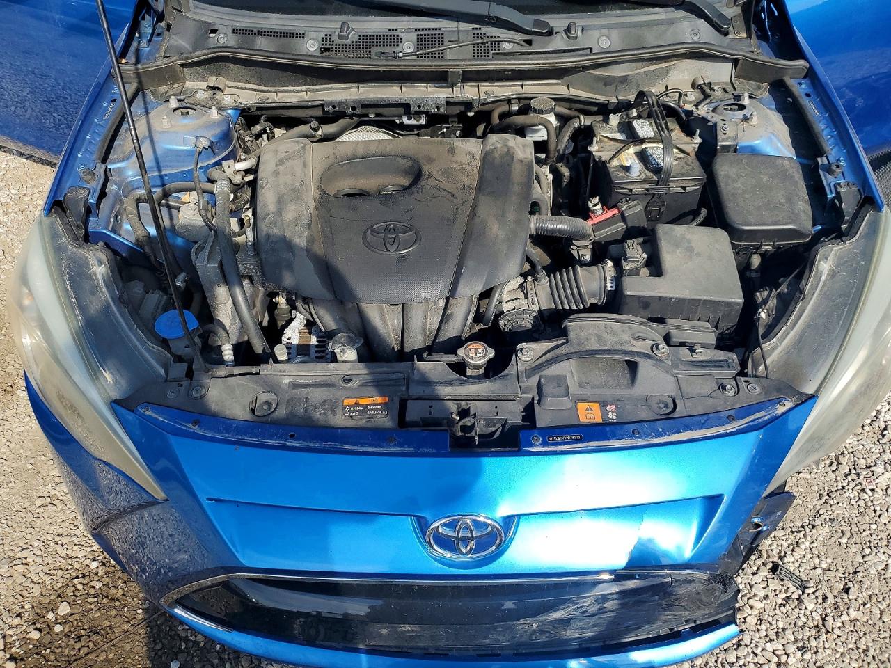 Toyota Yaris Base