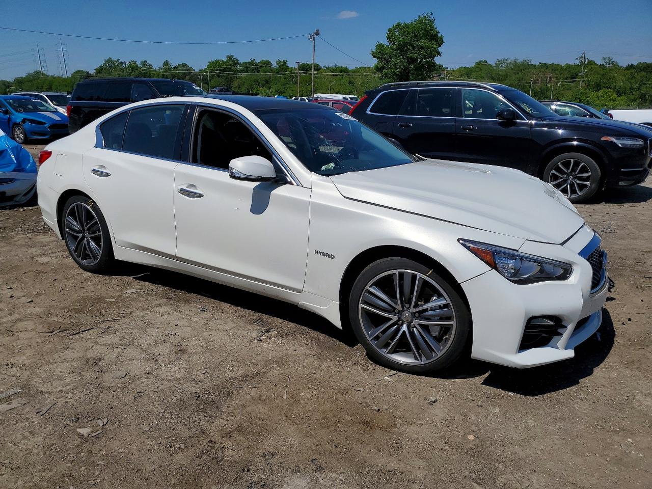 INFINITI Q50 Sport