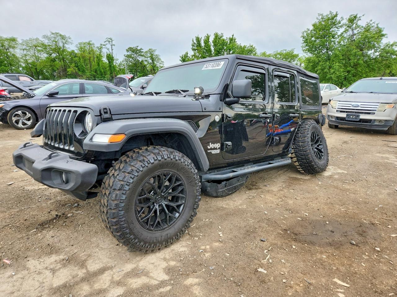 Salvage Jeep Wrangler Image