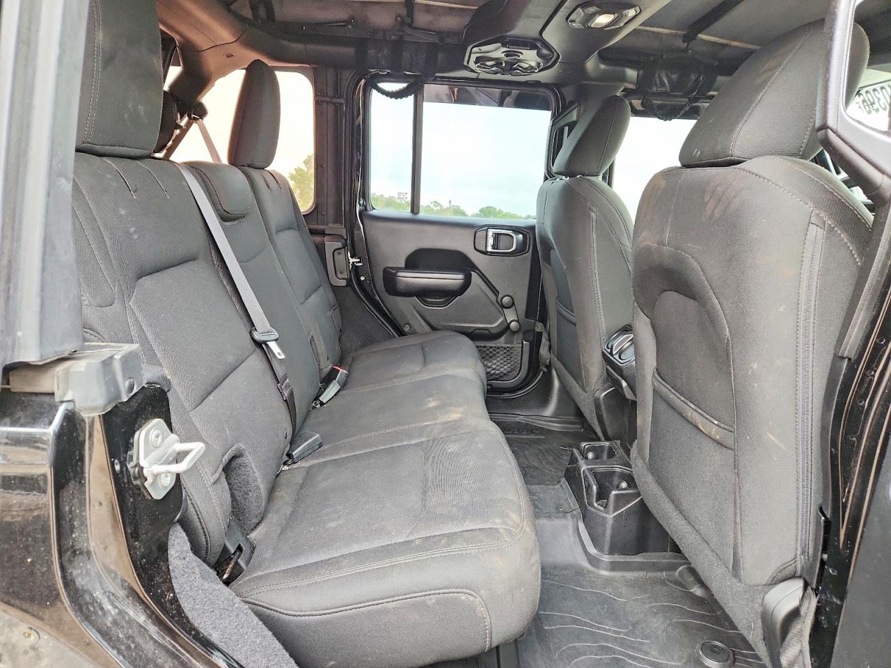 Jeep Wrangler Sport