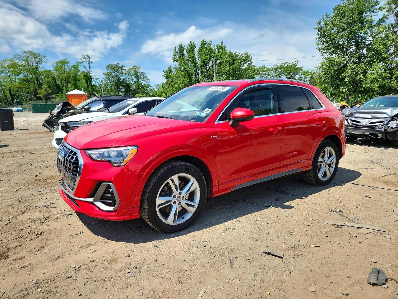 Salvage Audi Q3 Image