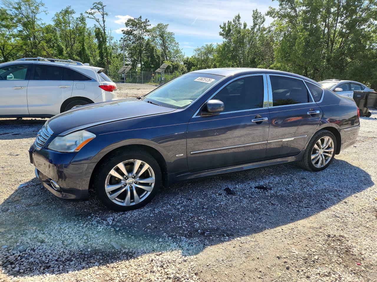 Salvage INFINITI M35 Image