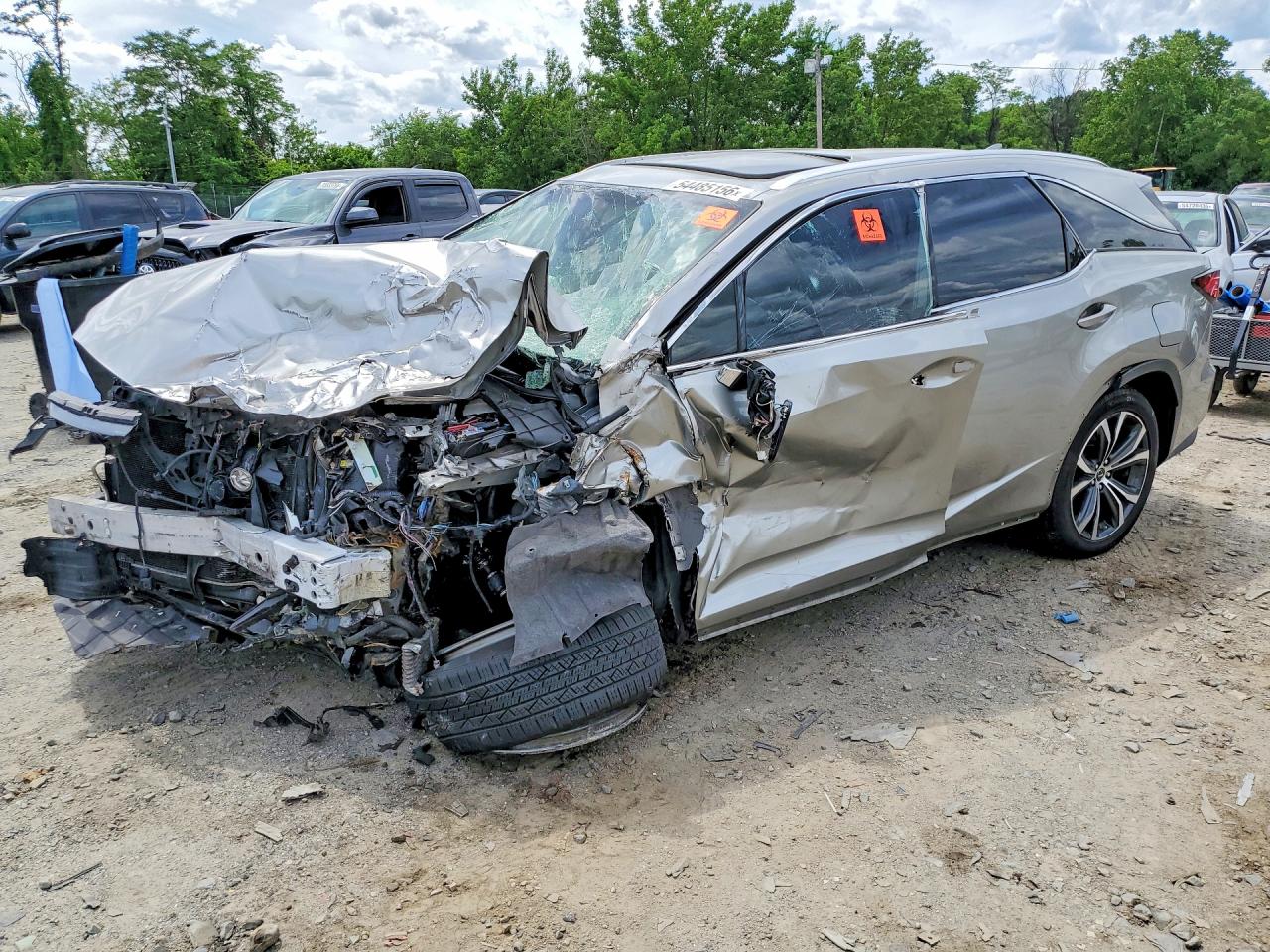 Salvage Lexus RX Image