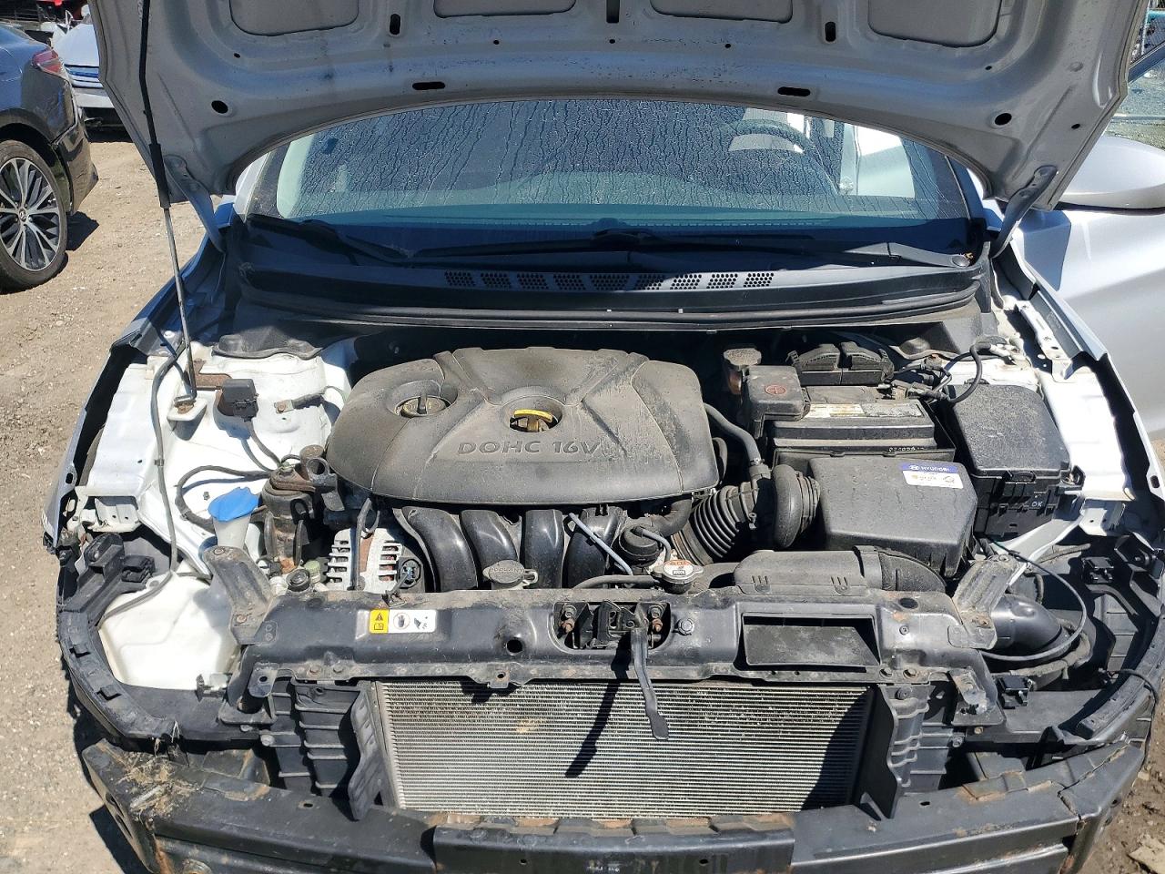 Hyundai ELANTRA Se
