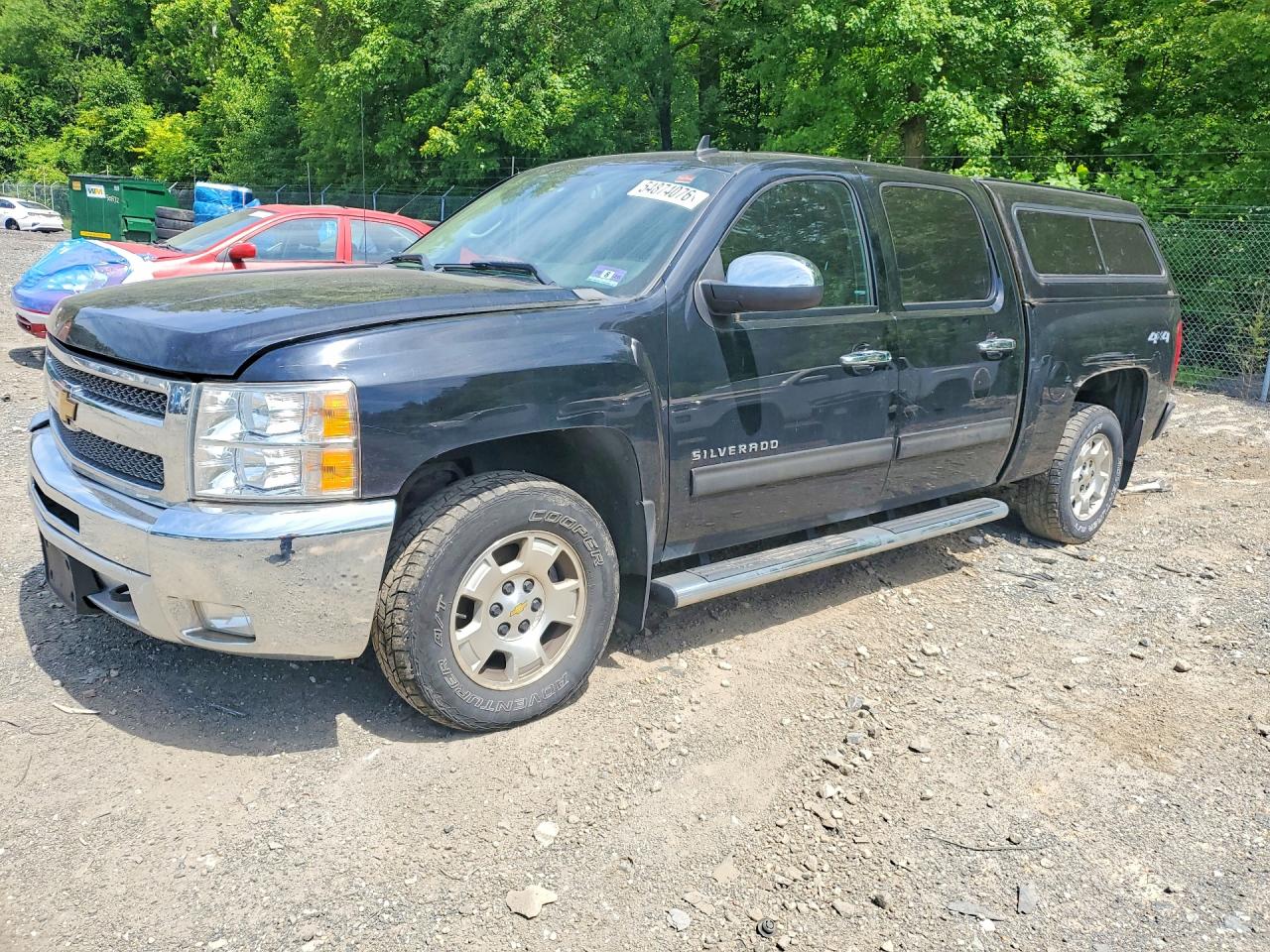 Salvage Chevrolet Silverado Image