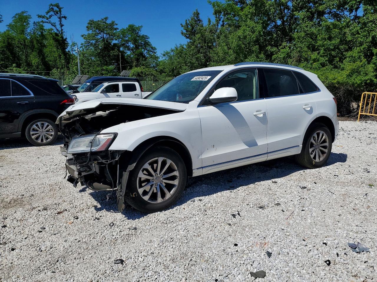 Salvage Audi Q5 Image