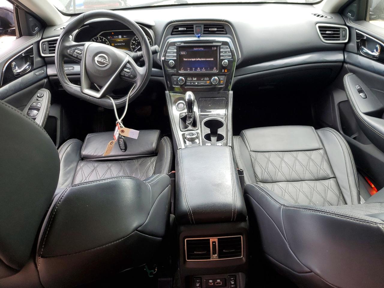 Nissan Maxima Platinum