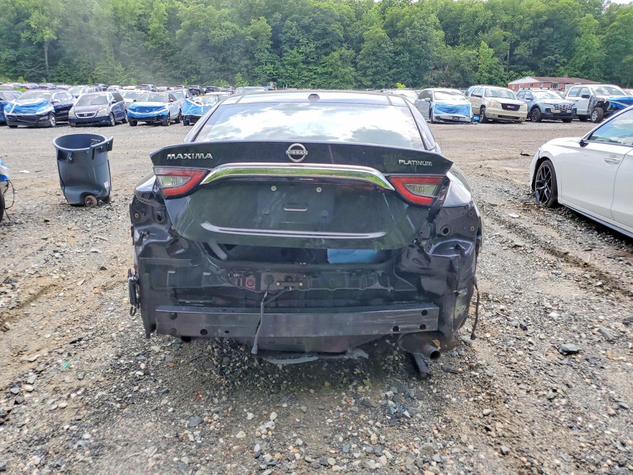 Nissan Maxima Platinum