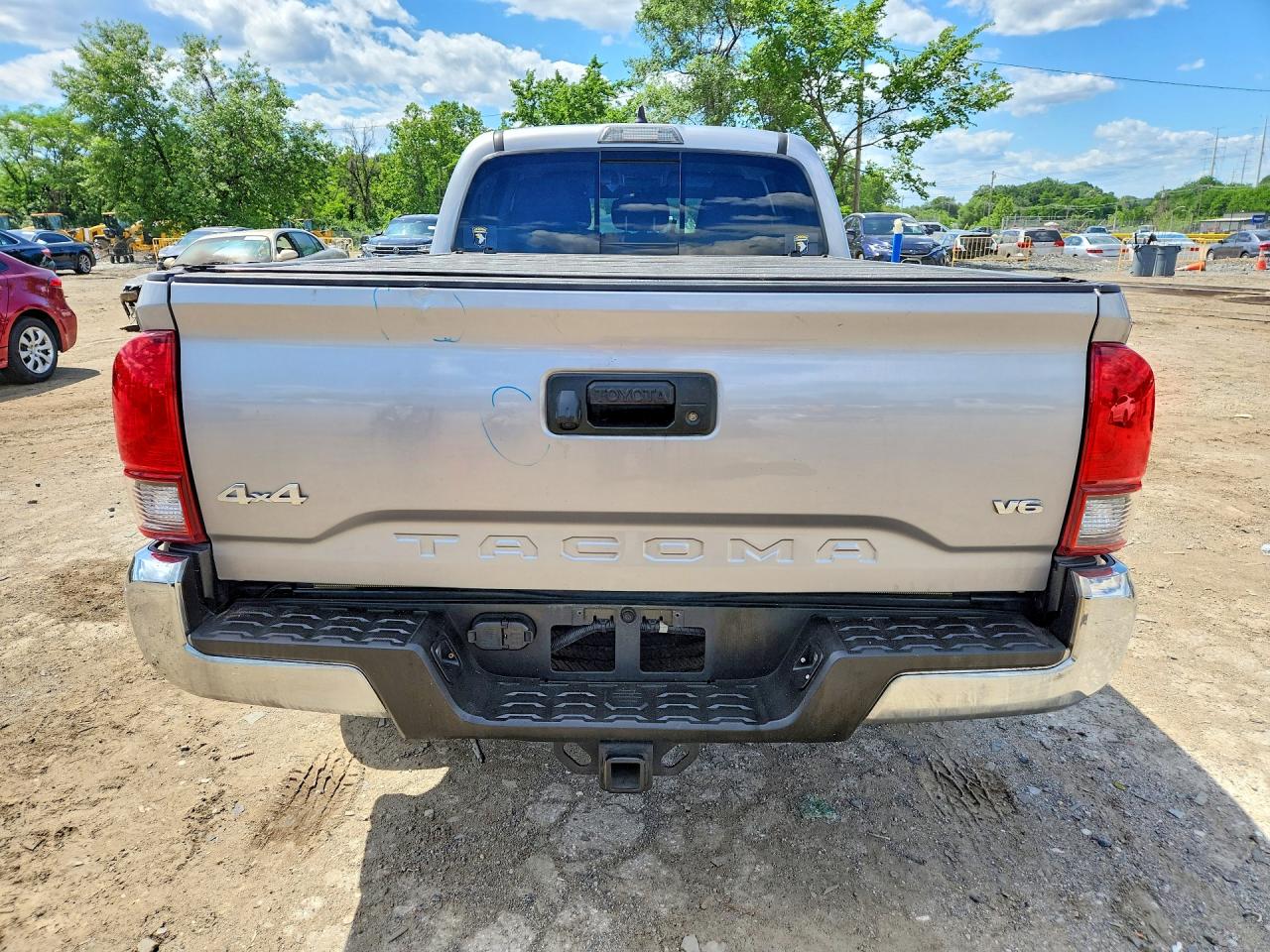 Toyota Tacoma Sr5 V6