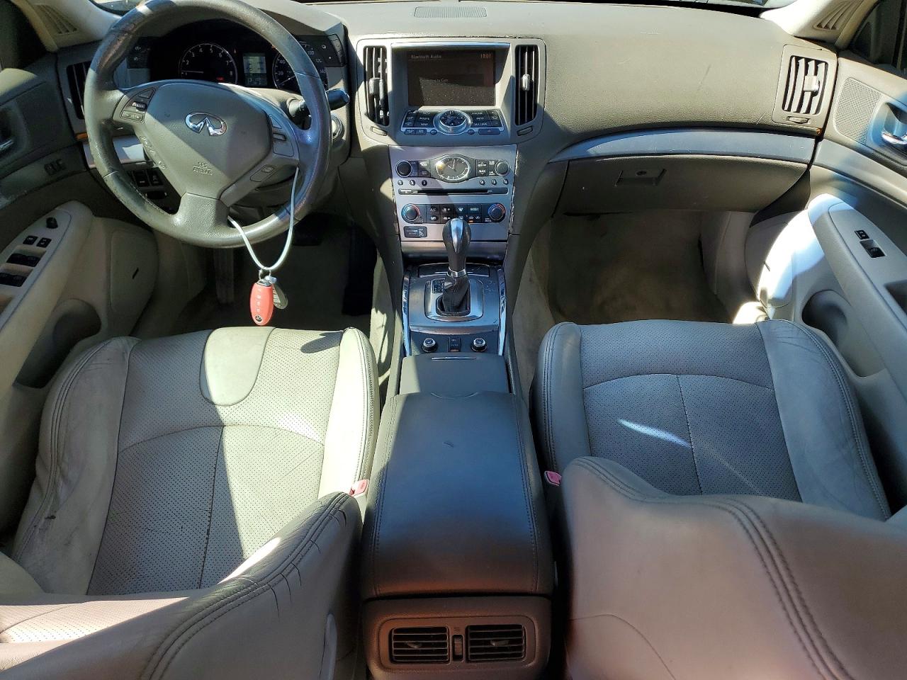 INFINITI G37 X