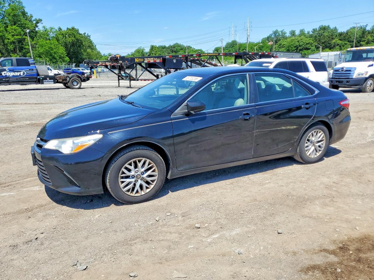 Salvage Toyota Camry Image