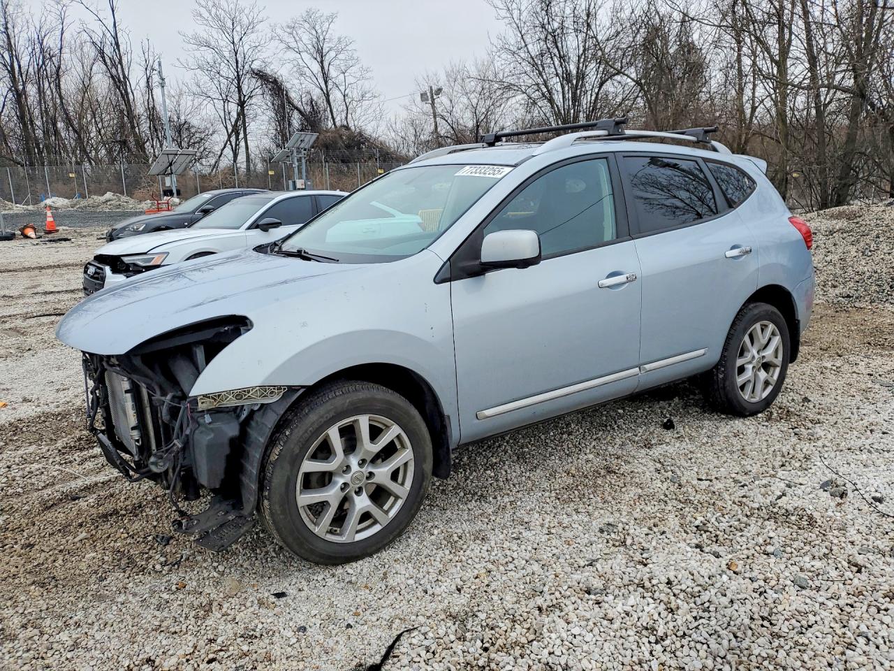 Salvage Nissan Rogue Image