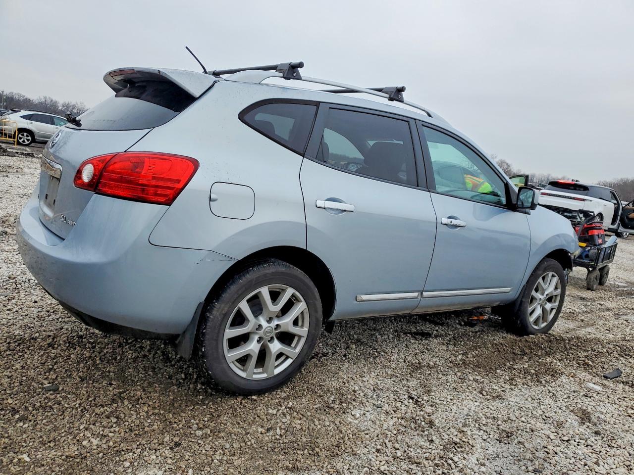 Nissan Rogue S