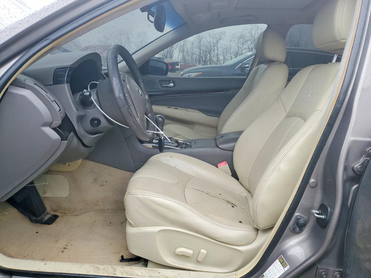 INFINITI G37