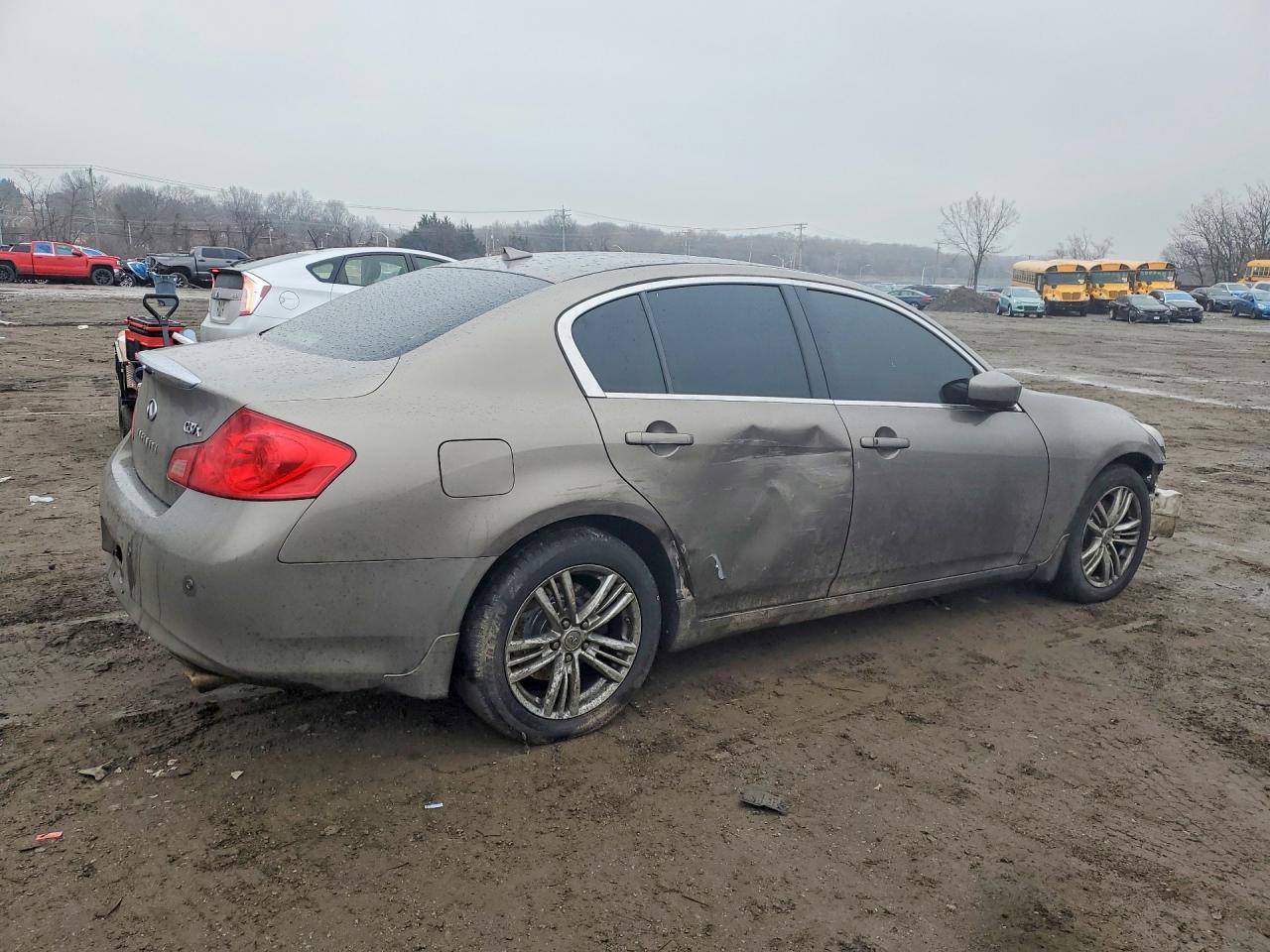 INFINITI G37
