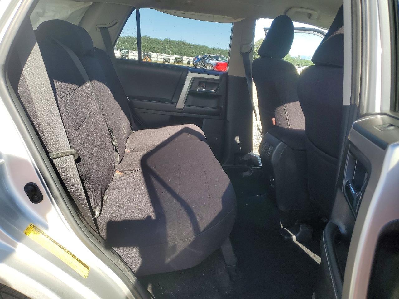 Toyota 4Runner Sr5