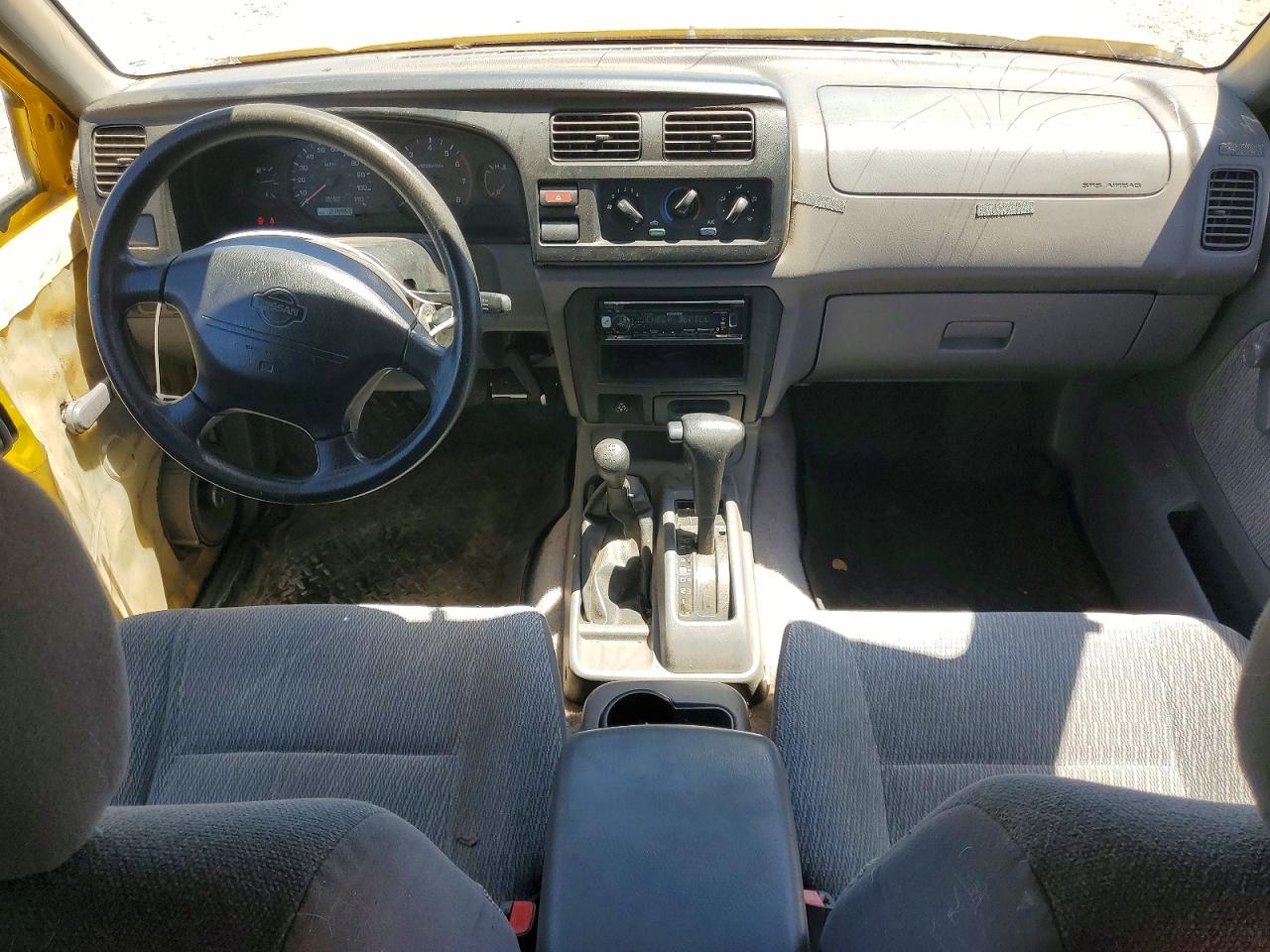 Nissan Frontier Xe