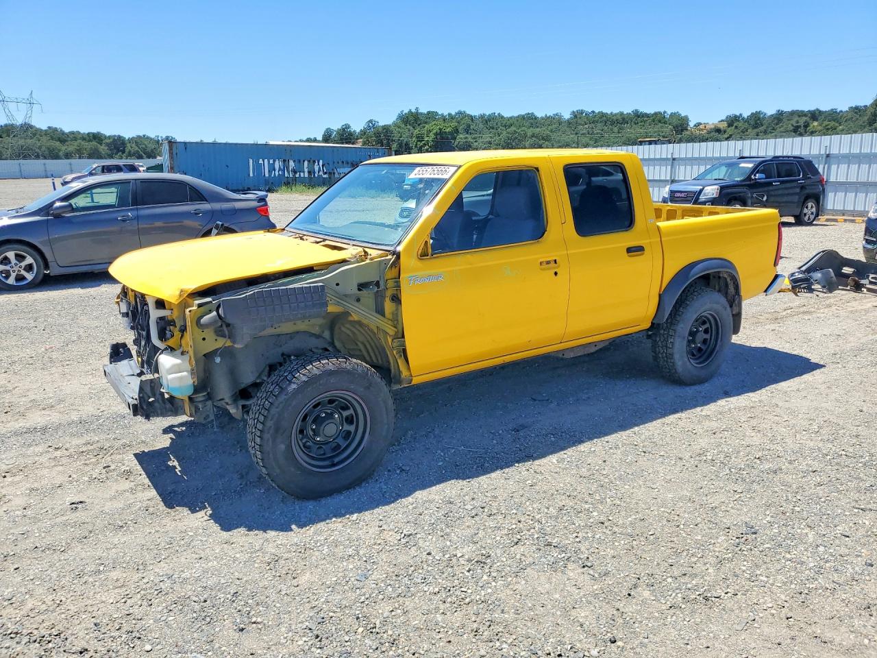 Salvage Nissan Frontier Image