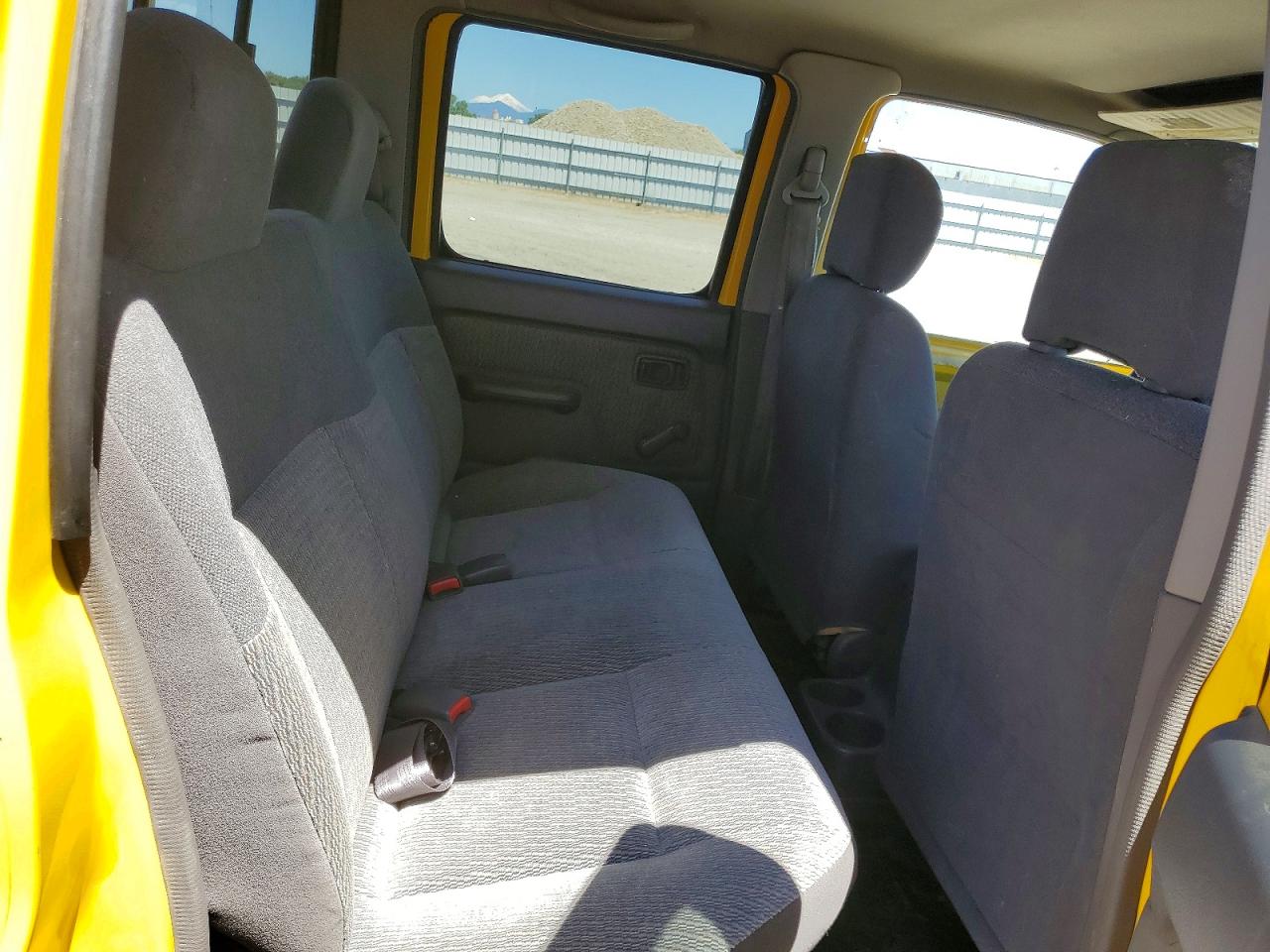 Nissan Frontier Xe