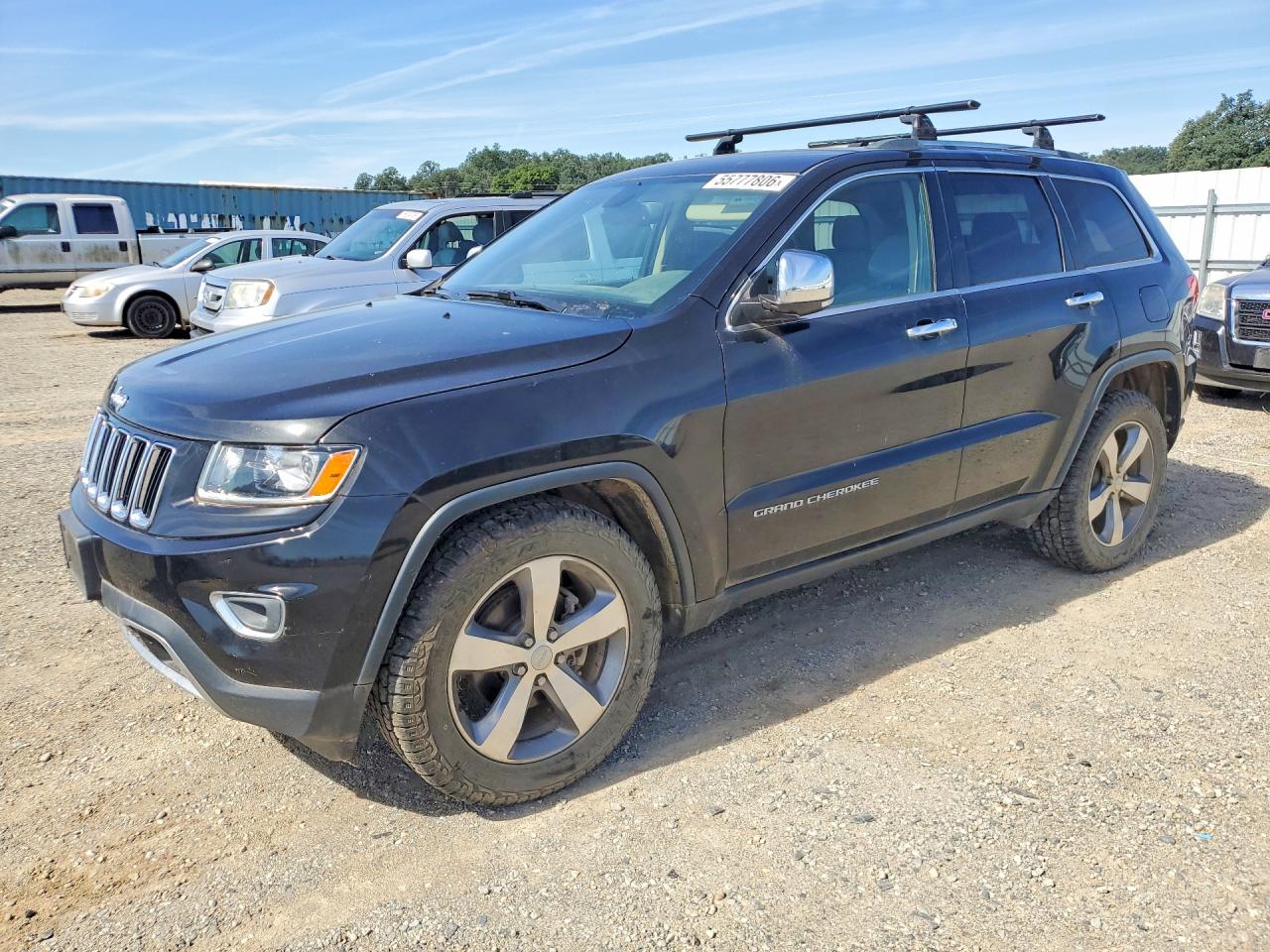 Salvage Jeep Cherokee Image