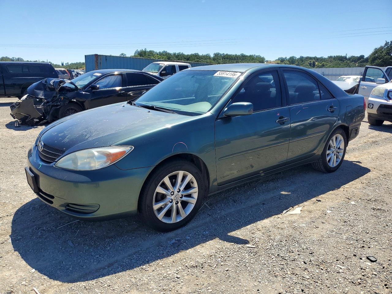 Salvage Toyota Camry Image