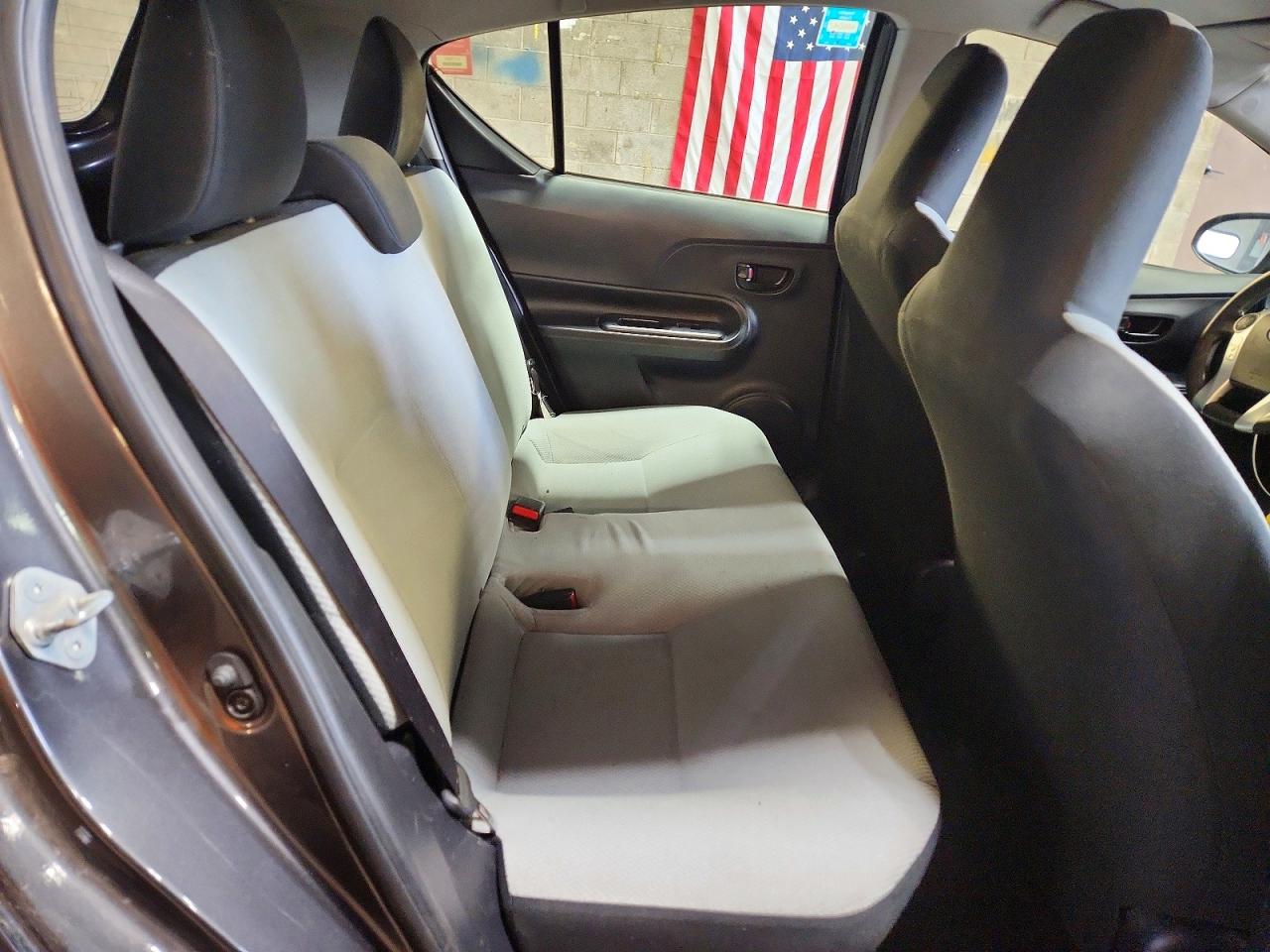Toyota Prius c One